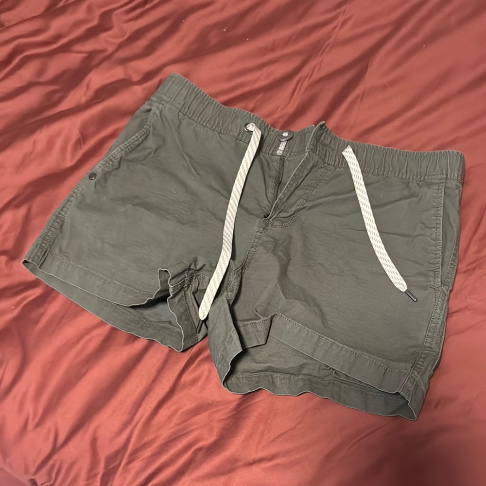 Vuori Olive Green Riptide Shorts